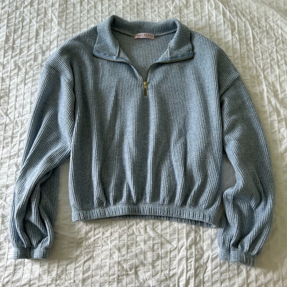 NEW blue quarter zip - Frankie Phoenix - Picture 5 of 6